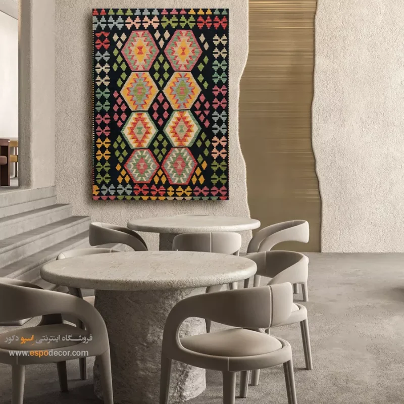 چاپ طرح‌های گلیم افغانی روی بوم به‌صورت سفارشی