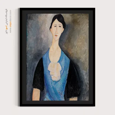 زن جوان آبی پوش - اسپو دکور