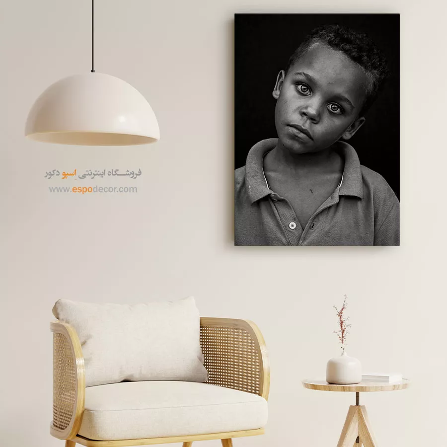 تابلو با حس آرامش و تفکر - چشمان معصوم – تابلو سیاه و سفید - اسپو دکور