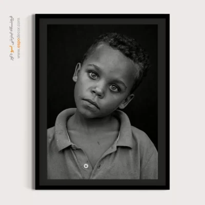 تابلو با حس آرامش و تفکر - چشمان معصوم – تابلو سیاه و سفید - اسپو دکور