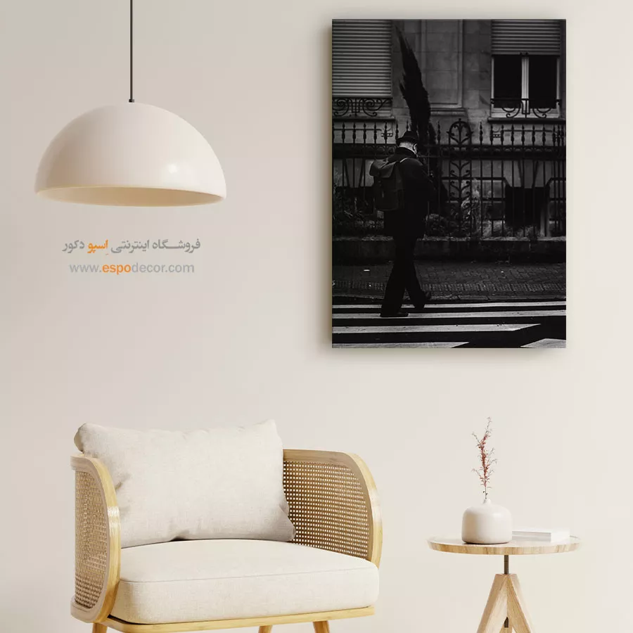 تابلو هنری معماری شهری - مسافر گمنام – تابلو سیاه و سفید - اسپو دکور