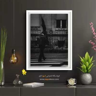 تابلو هنری معماری شهری - مسافر گمنام – تابلو سیاه و سفید - اسپو دکور