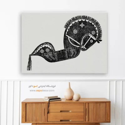 تابلو سیاه و سفید مفهومی - اسب چوبی – تابلو سیاه و سفید - اسپو دکور