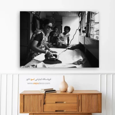 تابلو سیاه و سفید مستند - روشنی پنجره – تابلو سیاه و سفید - اسپو دکور