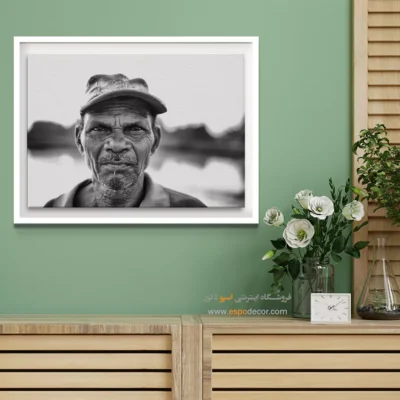 تابلو پرتره مرد مسن سیاه و سفید - چشم‌ها داستان می‌گویند – تابلو سیاه و سفید - اسپو دکور