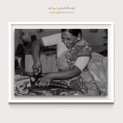 قیمت تابلو بوم سیاه و سفید جدید - لبخند ماهی‌فروش – تابلو سیاه و سفید - اسپو دکور