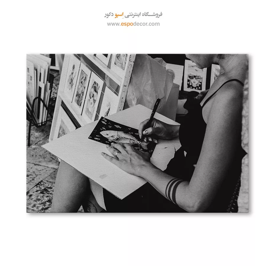 تابلو بوم مینیمال لوکس - تمرکز هنرمند – تابلو سیاه و سفید - اسپو دکور