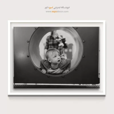 تابلو پرتره‌ی کودک سیاه و سفید - قاب بازی – تابلو سیاه و سفید - اسپو دکور