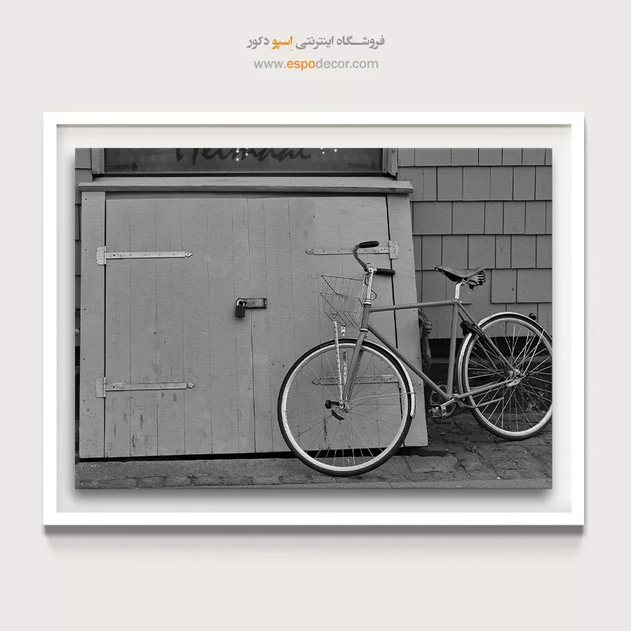 هنر دیواری نوستالژیک - منتظر – تابلو سیاه و سفید - اسپو دکور