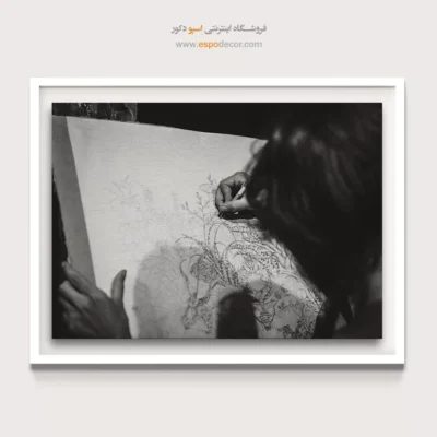 تابلو برای دکور استودیو هنری - تمرکز هنرمند  – تابلو سیاه و سفید - اسپو دکور