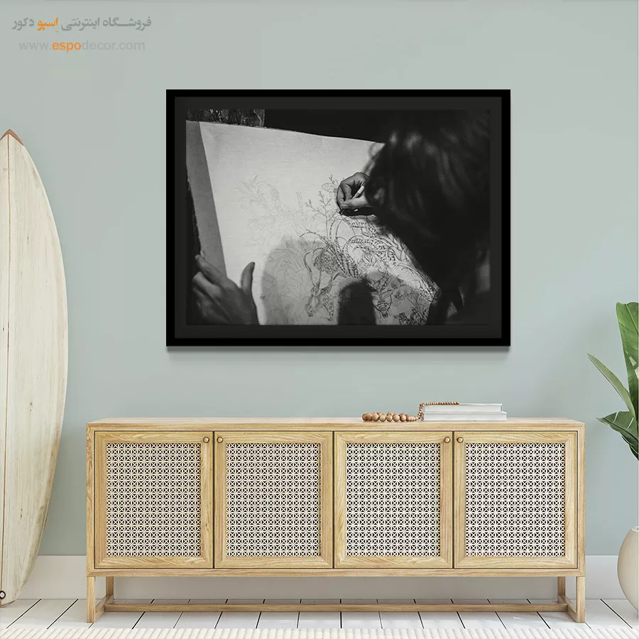 تابلو برای دکور استودیو هنری - تمرکز هنرمند – تابلو سیاه و سفید - اسپو دکور