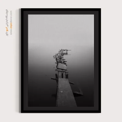 تابلو منظره مه‌آلود و مینیمال - سکوت دریاچه – تابلو سیاه و سفید - اسپو دکور