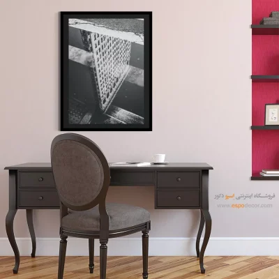 تابلو مینیمال نیویورک - برج در آب – تابلو سیاه و سفید - اسپو دکور