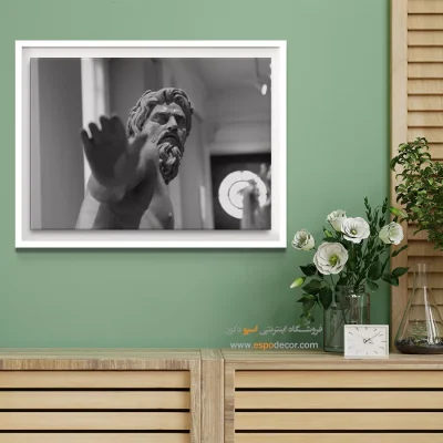 دست فرمانروایی – تابلو سیاه و سفید - تابلو اسطوره‌ای سیاه سفید - اسپو دکور