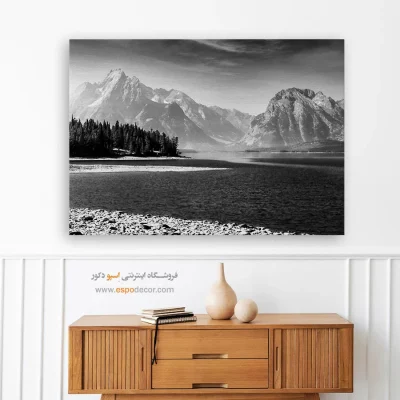 تابلو منظرهی کوه و دریاچه سیاه و سفید - دریاچه – تابلو سیاه و سفید - اسپو دکور