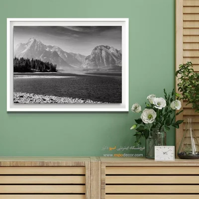 تابلو منظرهی کوه و دریاچه سیاه و سفید - دریاچه – تابلو سیاه و سفید - اسپو دکور