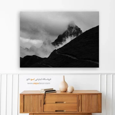 تابلو منظره کوهستانی سیاه و سفید - قلهی پنهان – تابلو سیاه و سفید - اسپو دکور
