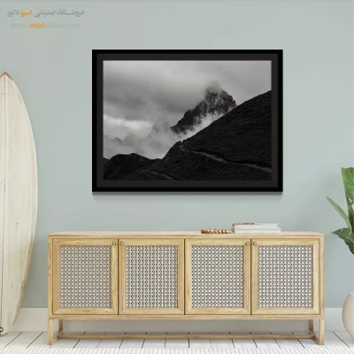 تابلو منظره کوهستانی سیاه و سفید - قلهی پنهان – تابلو سیاه و سفید - اسپو دکور