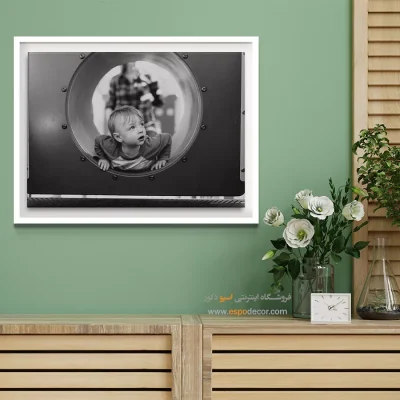 تابلو پرتره‌ی کودک سیاه و سفید - قاب بازی – تابلو سیاه و سفید - اسپو دکور