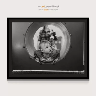تابلو پرتره‌ی کودک سیاه و سفید - قاب بازی – تابلو سیاه و سفید - اسپو دکور